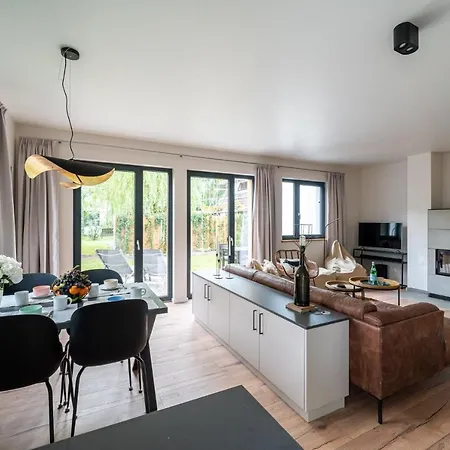 Hagebutte-sauna, Kamin & Terrasse דירה *