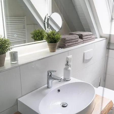 Hagebutte-sauna, Kamin & Terrasse * זינקסט