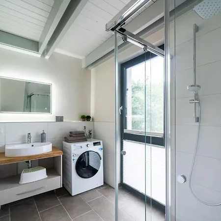 Hagebutte-sauna, Kamin & Terrasse *